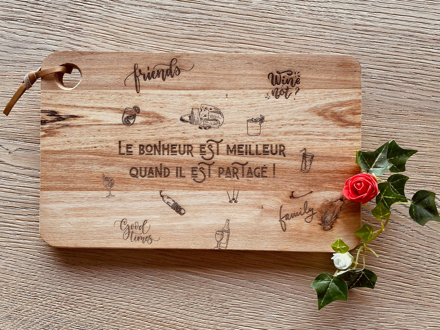 Planche rectangulaire olivier avec cuir